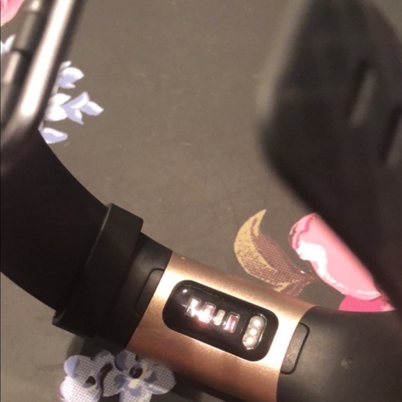 Fitbit charge 3 limited - Picture 3 of 6
